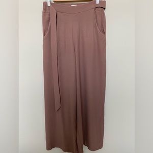 Aritzia Wilfred faun ankle pant